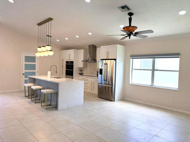 12390 BONEVENTURE Drive, Boynton Beach, FL 33437