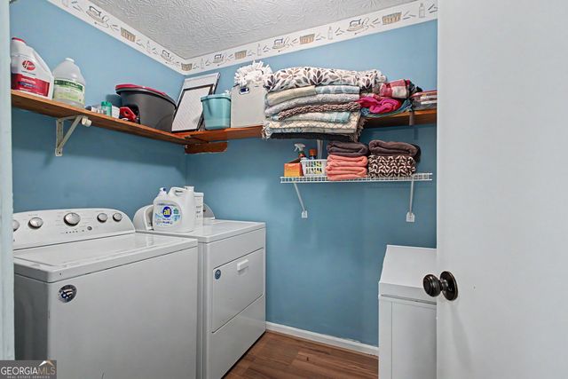 125 Grandchester Way, Fayetteville, GA 30215