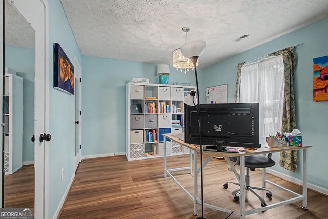 125 Grandchester Way, Fayetteville, GA 30215