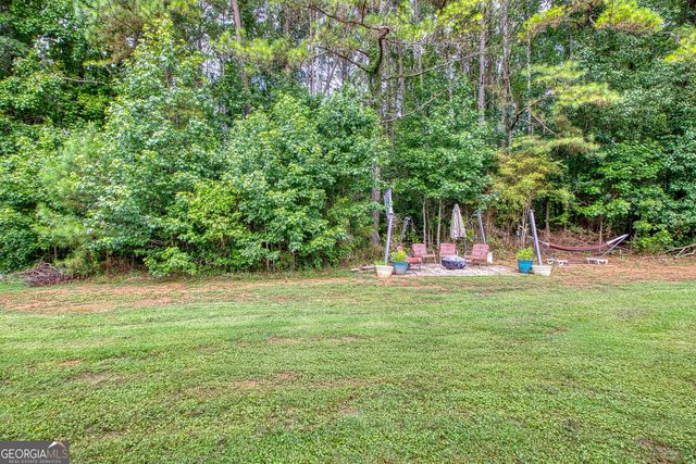 125 Grandchester Way, Fayetteville, GA 30215