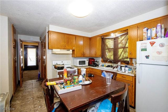 210-212 Mohican Avenue, Orrville, OH 44667