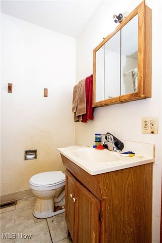 210-212 Mohican Avenue, Orrville, OH 44667