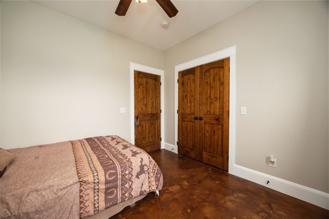 191 Bell Road, Van Alstyne, TX 75495