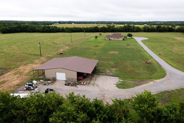 191 Bell Road, Van Alstyne, TX 75495