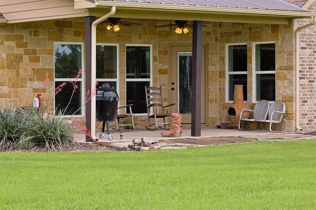 191 Bell Road, Van Alstyne, TX 75495