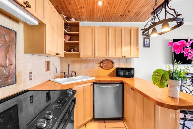 1217 Bay Street 206A, Tybee Island, GA 31328