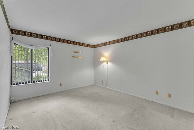 22954 Maple Ridge Road 202B, North Olmsted, OH 44070