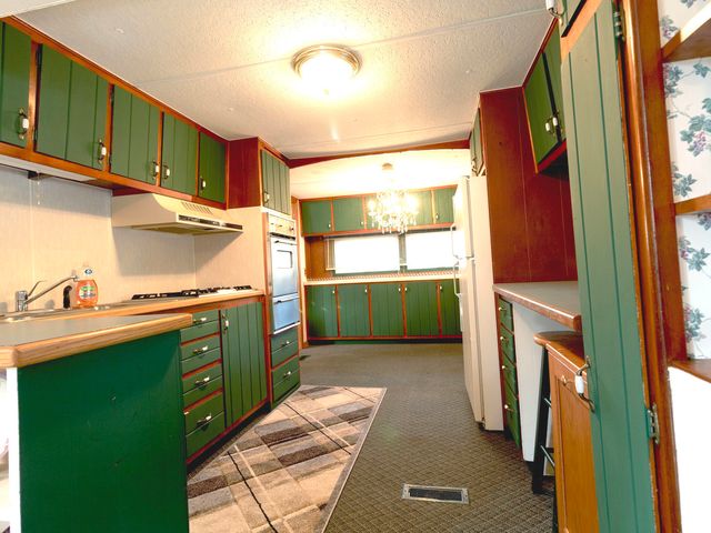 6240 N GUN CLUB Road, Morris, IL 60450