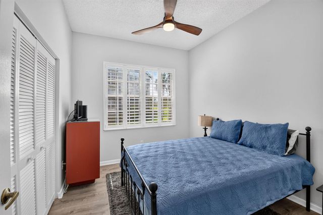 10148 ANDOVER COACH Circle A1, Lake Worth, FL 33449