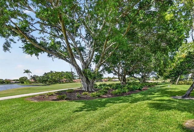 10148 ANDOVER COACH Circle A1, Lake Worth, FL 33449