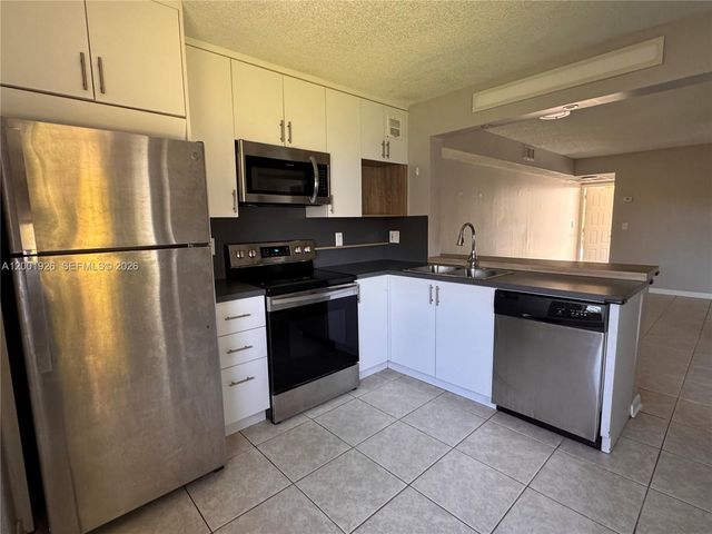 910 Constitution Dr 910C, Homestead, FL 33034