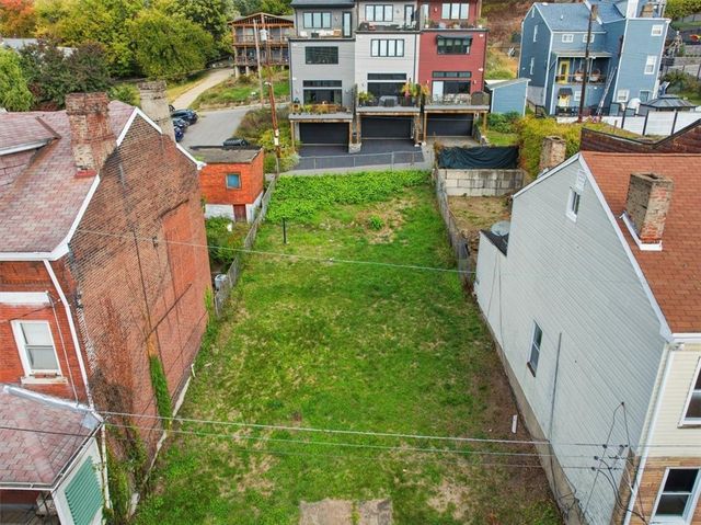 518-520 Armandale St., Central North Side, PA 15212