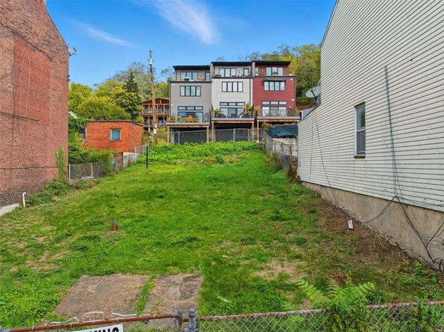 518-520 Armandale St., Central North Side, PA 15212