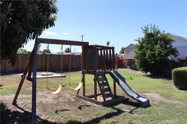838 E G, Colton, CA 92324