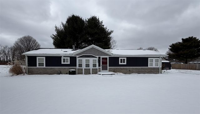 580 S Snyder Street, Marcellus, MI 49067