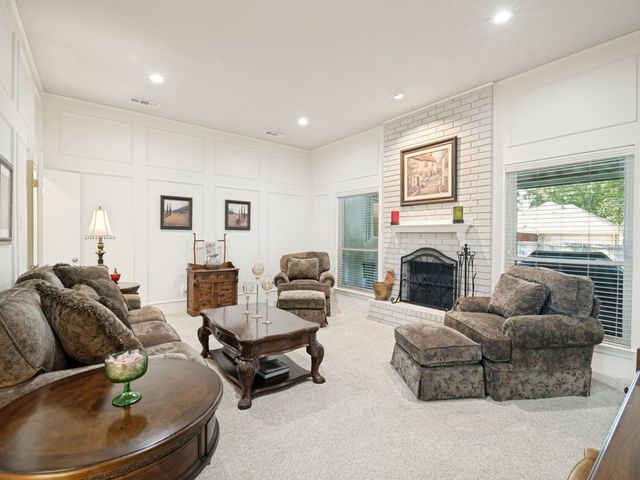 6810 Fawn Valley Place, Rowlett, TX 75089