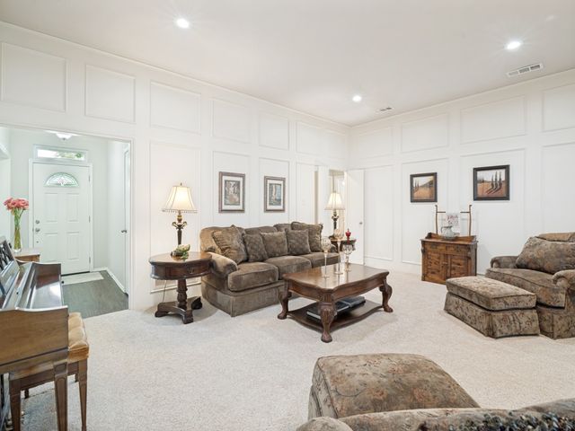 6810 Fawn Valley Place, Rowlett, TX 75089