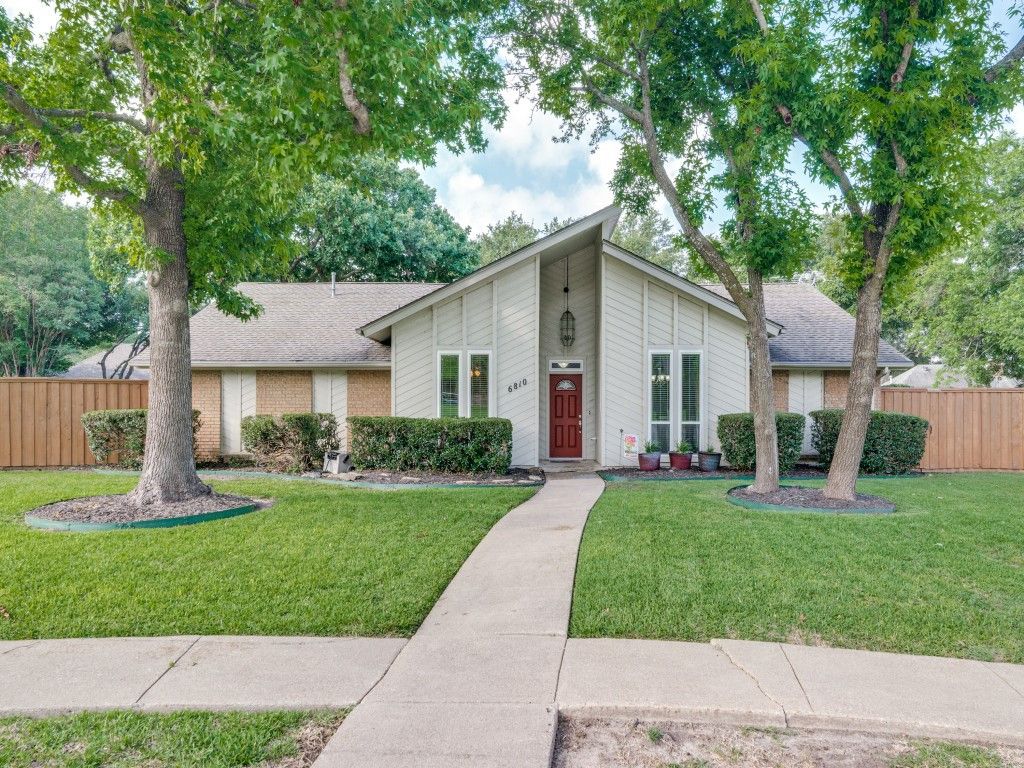 6810 Fawn Valley Place, Rowlett, TX 75089