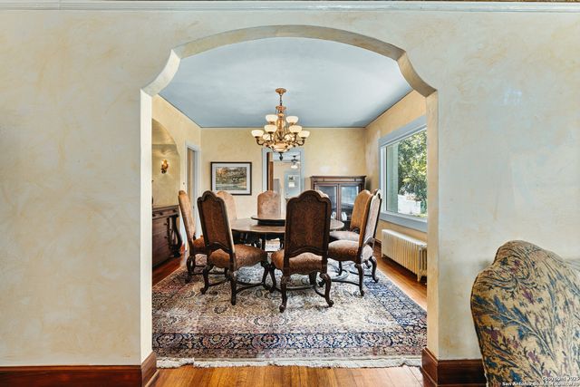 5351 Fredericksburg, San Antonio, TX 78229