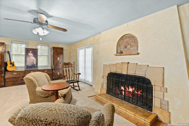 5351 Fredericksburg, San Antonio, TX 78229