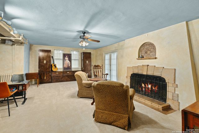 5351 Fredericksburg, San Antonio, TX 78229