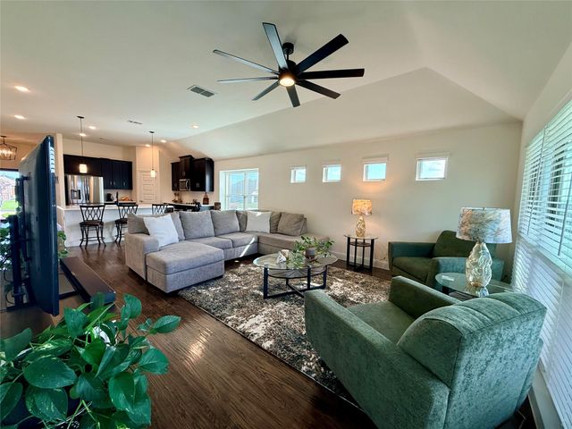1904 Daybreak Drive, Venus, TX 76009