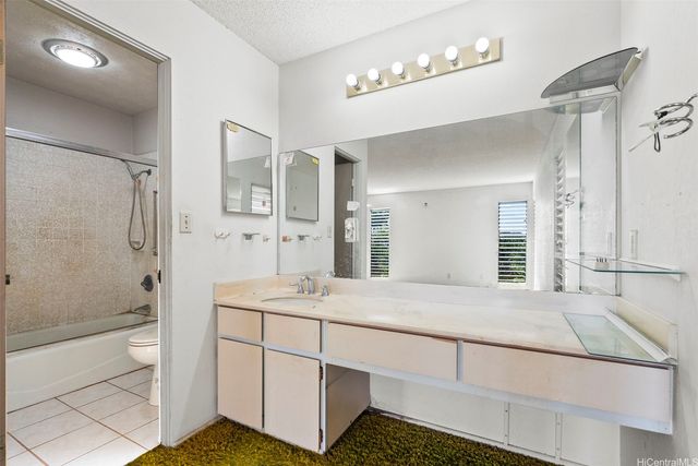 98-1605 Piki Street, Aiea, HI 96701