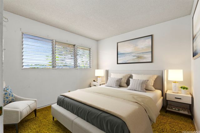 98-1605 Piki Street, Aiea, HI 96701