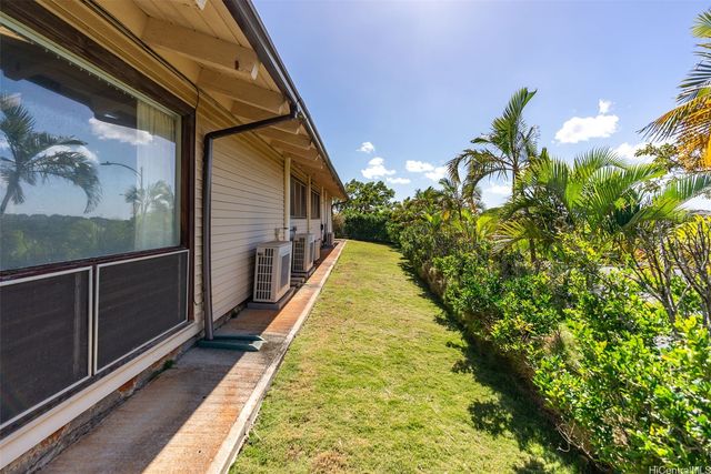 98-1605 Piki Street, Aiea, HI 96701