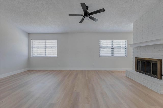 7427 Willow Oak Drive, Baytown, TX 77521