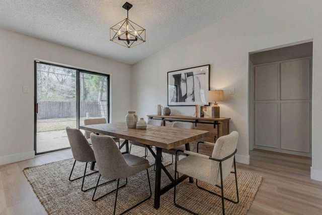 7427 Willow Oak Drive, Baytown, TX 77521