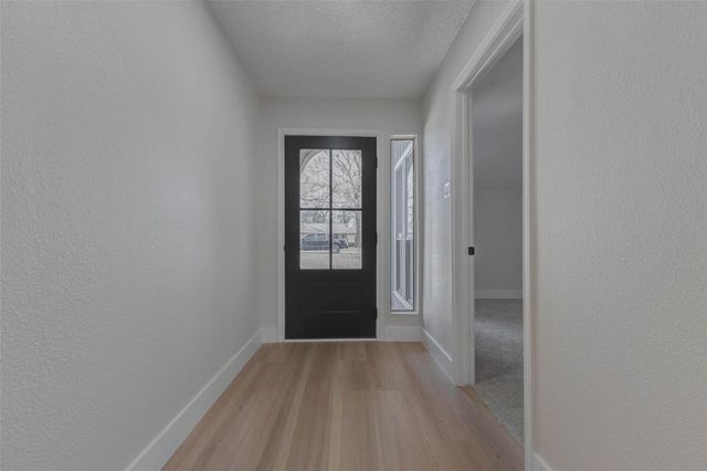 7427 Willow Oak Drive, Baytown, TX 77521