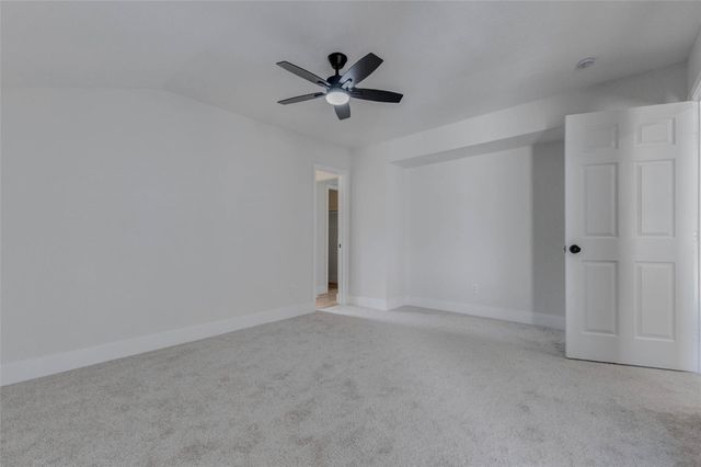 7427 Willow Oak Drive, Baytown, TX 77521