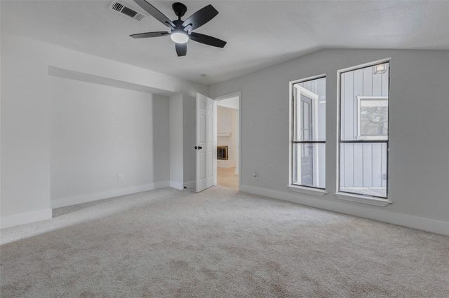 7427 Willow Oak Drive, Baytown, TX 77521