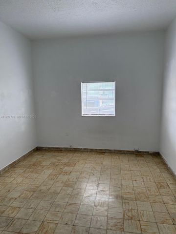 2978 NW 28th St, Miami, FL 33142