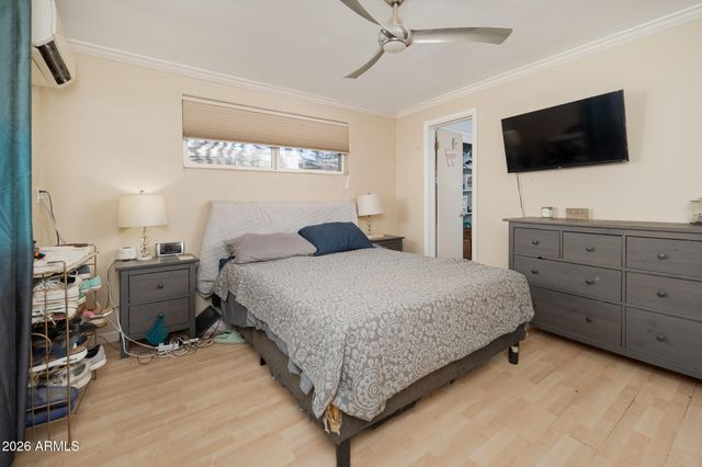 2402 N 36TH Place, Phoenix, AZ 85008