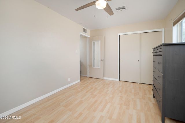 2402 N 36TH Place, Phoenix, AZ 85008