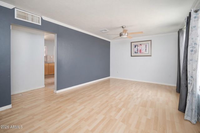 2402 N 36TH Place, Phoenix, AZ 85008