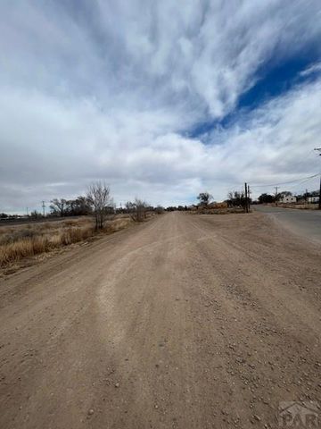 3200 Langdon Rd, Pueblo, CO 81001