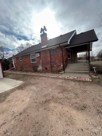 3200 Langdon Rd, Pueblo, CO 81001