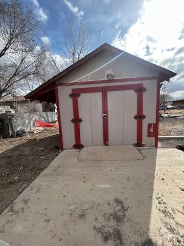 3200 Langdon Rd, Pueblo, CO 81001