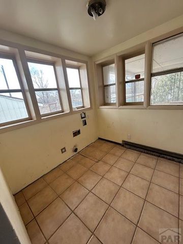 3200 Langdon Rd, Pueblo, CO 81001