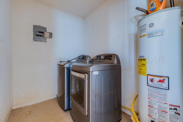 106 S Canadian Street, Wheeler, TX 79096