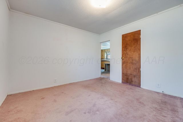 106 S Canadian Street, Wheeler, TX 79096