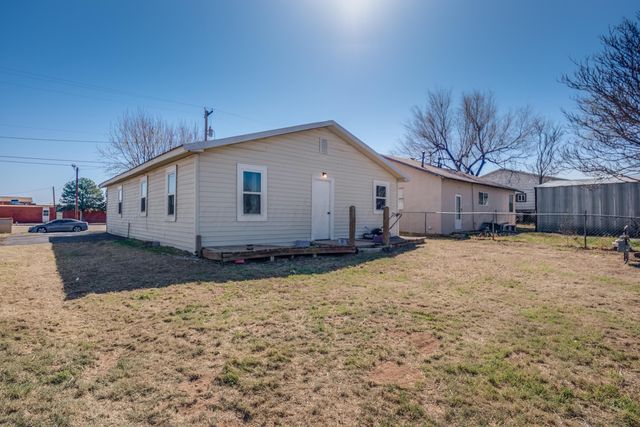 106 S Canadian Street, Wheeler, TX 79096