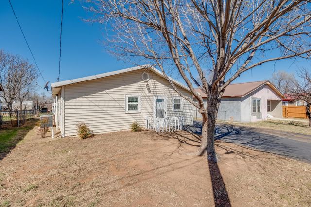 106 S Canadian Street, Wheeler, TX 79096