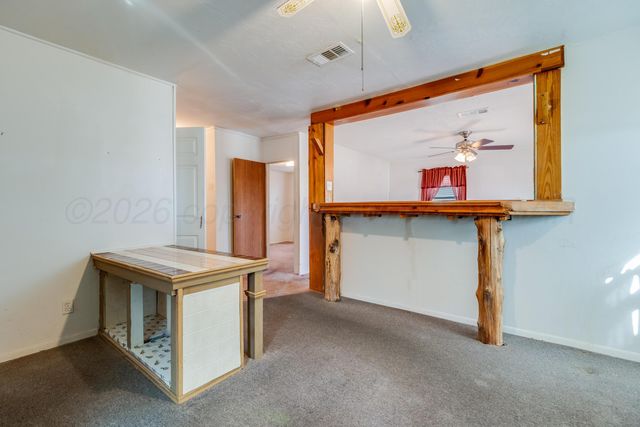 106 S Canadian Street, Wheeler, TX 79096