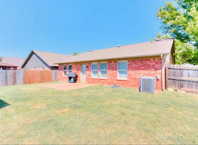 2705 SW Fennel Road, Oklahoma City, OK 73128