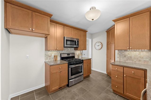 5806 Horton Street, Mission, KS 66202