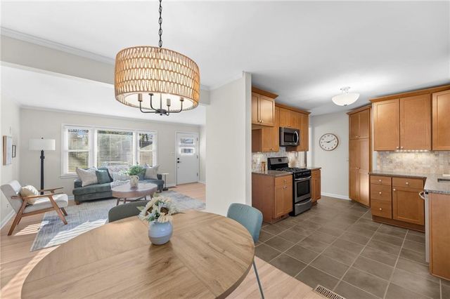 5806 Horton Street, Mission, KS 66202